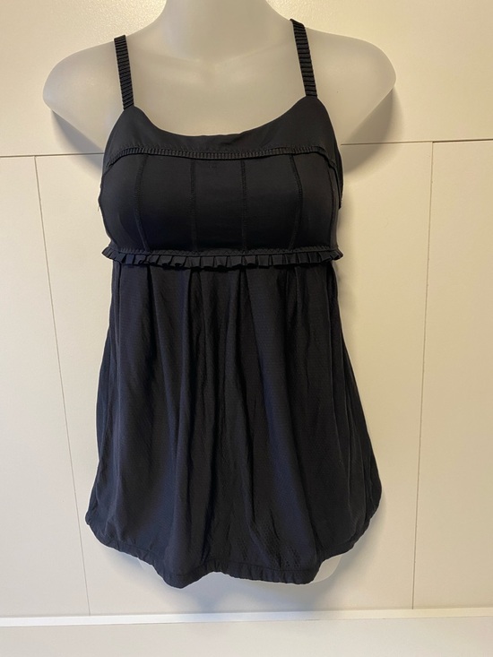 lululemon athletica Tops - lululemon athletica Black Ruffle-Trim Tank Top - Women